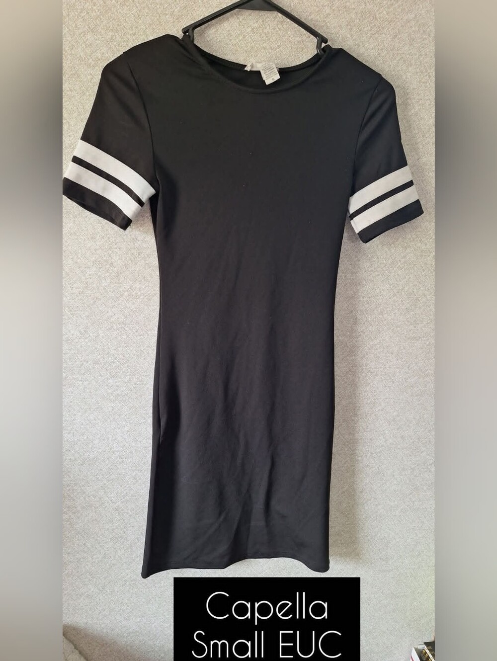 Capella Black Short-Sleeve Stripe Jersey Dress - Small